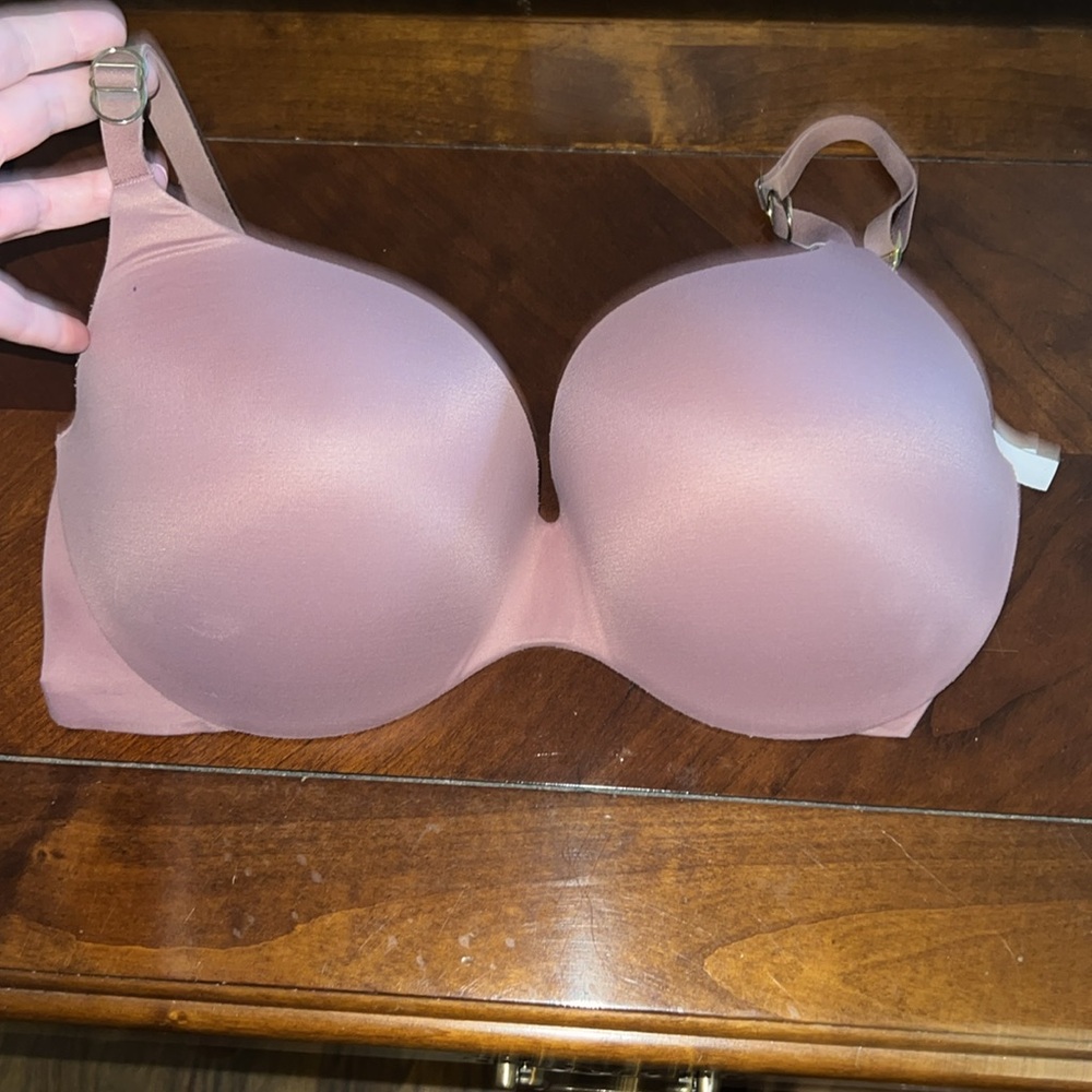 36 DD Incredible by VS, perfect shape padded bra